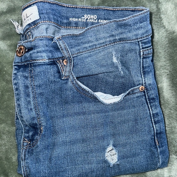 Soho Denim - Soho Blue High-Rise Skinny Jeans, Ripped Detail